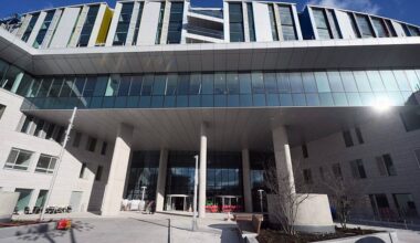 ‘We will not take that step again,’ minister says of children’s hospital contract