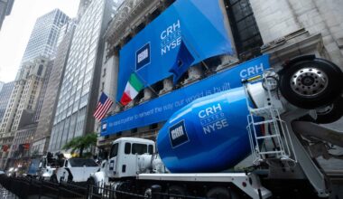 CRH to fully delist from London Stock Exchange next month