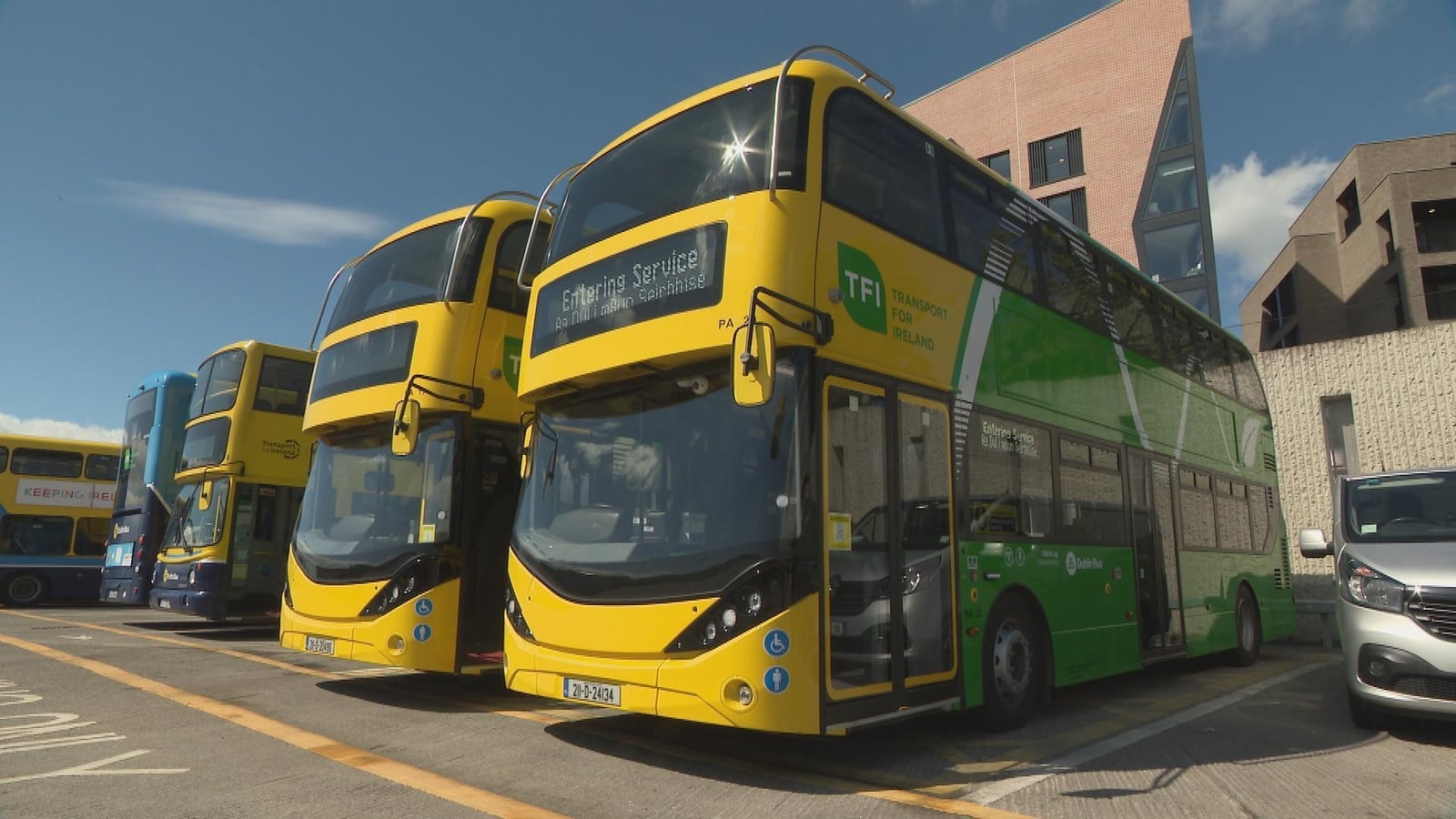 'Litany of failures' led to 130 unused EV buses