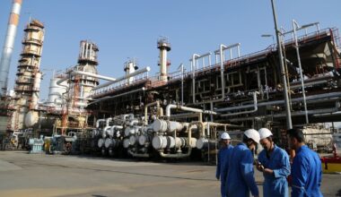 Oil prices mixed amid attacks on Gulf export facilities