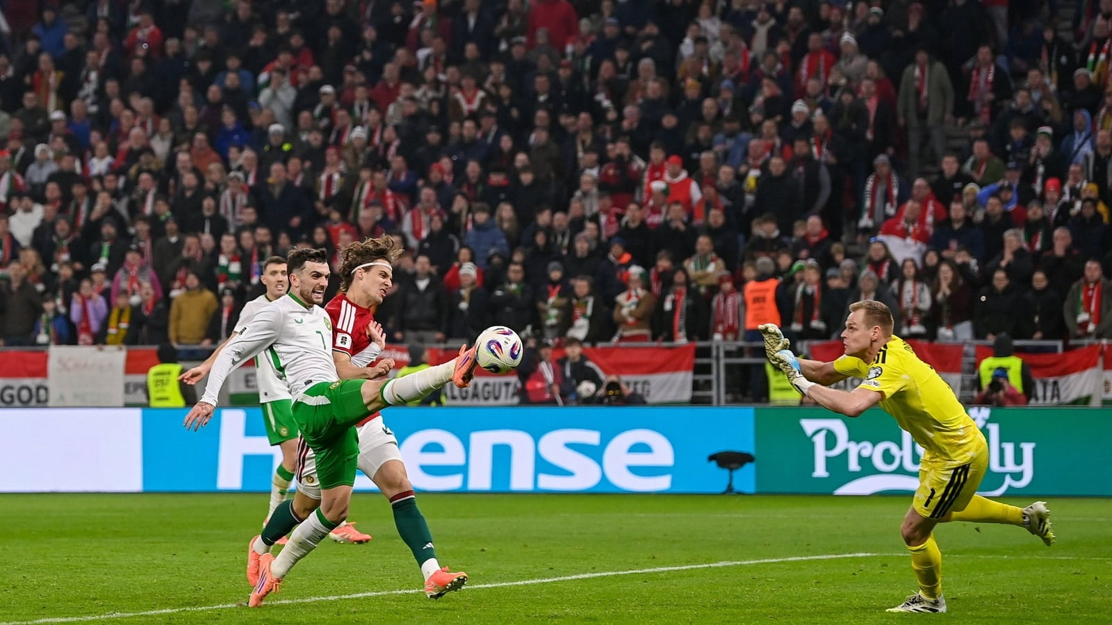 Thousands of fans travel to Prague for World Cup play-off