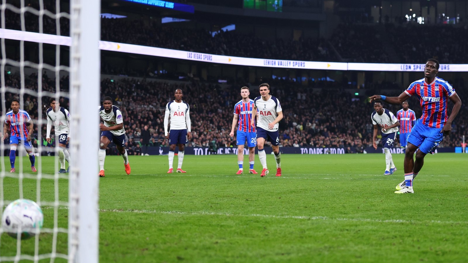 Spurs slip further into the mire after defeat to Palace