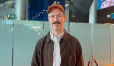 Irish Oscar hopeful heads to Hollywood