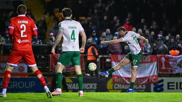 Ryan Edmondson of St Patrick's Athletic scores his side's first goal during the SSE Airtricity Men's Premier Division match between Shelbourne and St Patrick's Athletic at Tolka Park in Dublin. Photo by Sam Barnes/Sportsfile