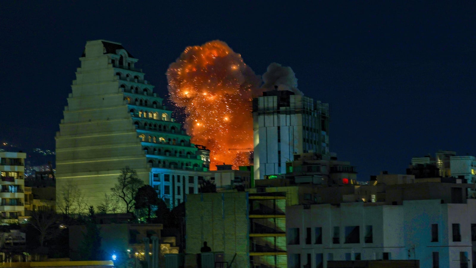 Iran says it can fight 'intense war' for six months