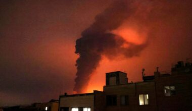 Live: US, Israel hit five oil sites in and near Tehran - RTE.ie