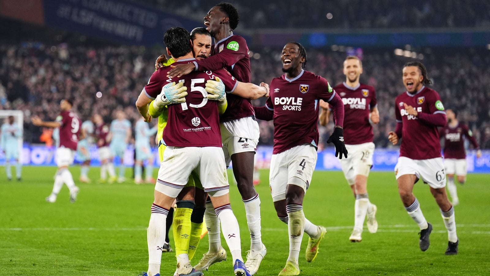 West Ham edge past Brentford on penalties