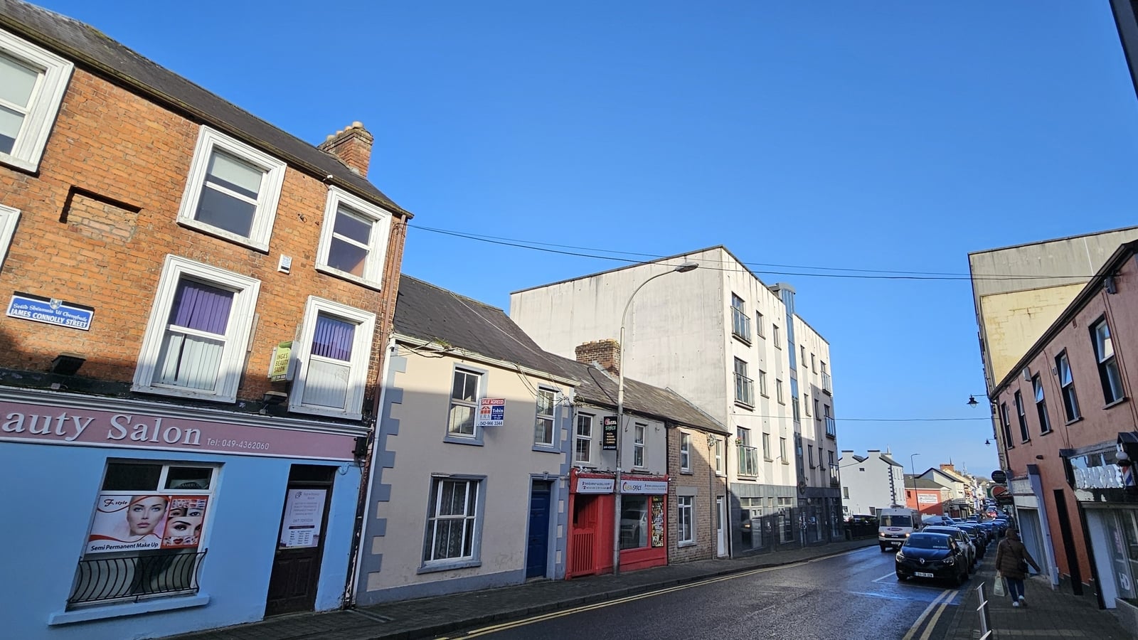 Investigation after man's body discovered in Cavan