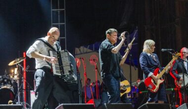 Guest vocalists to join The Pogues on greatest hits tour