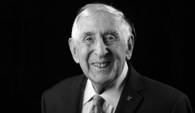 Olympic gold medallist Ronnie Delany dies aged 91