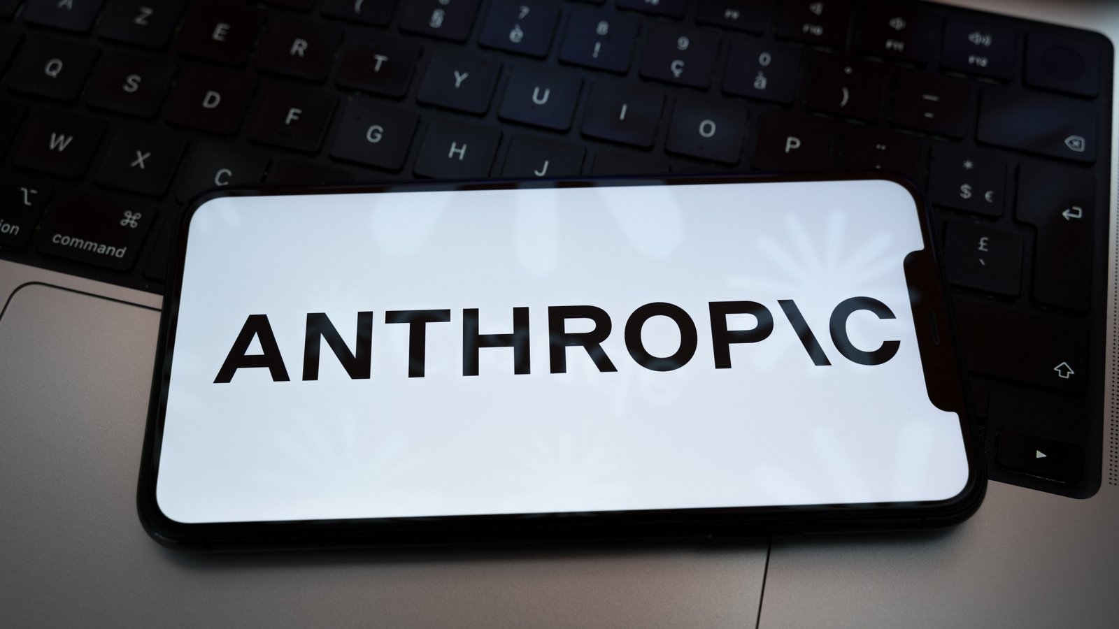 AI company Anthropic announces 200 new jobs in Ireland