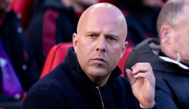 Carragher questions Slot future after 'awful performance'