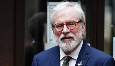 Gerry Adams giving evidence in UK trial for second day - RTE.ie