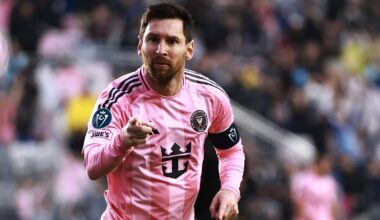 Messi joins Ronaldo in the 900 club