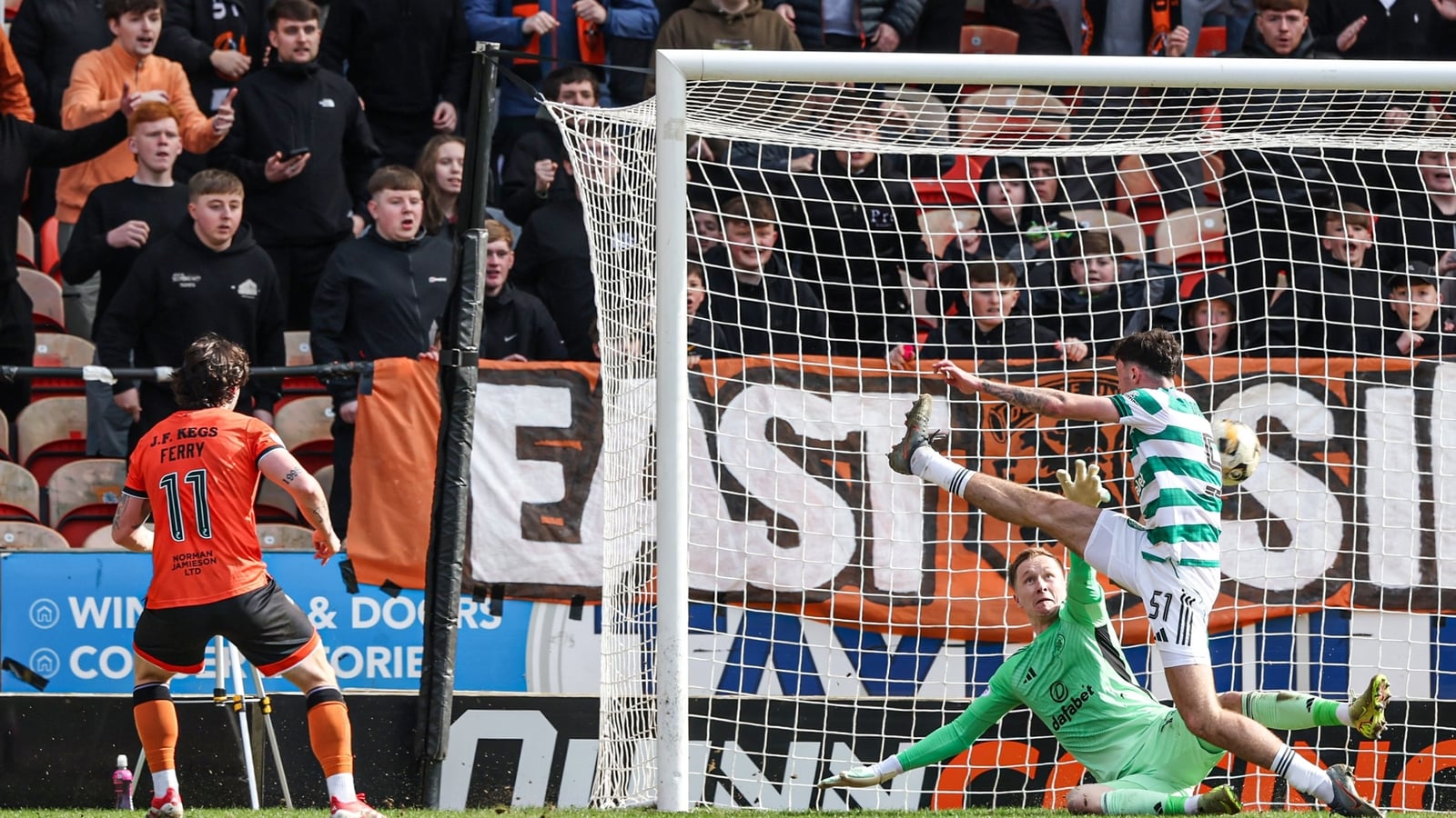 Damaging loss for Celtic after deserved Dundee Utd win