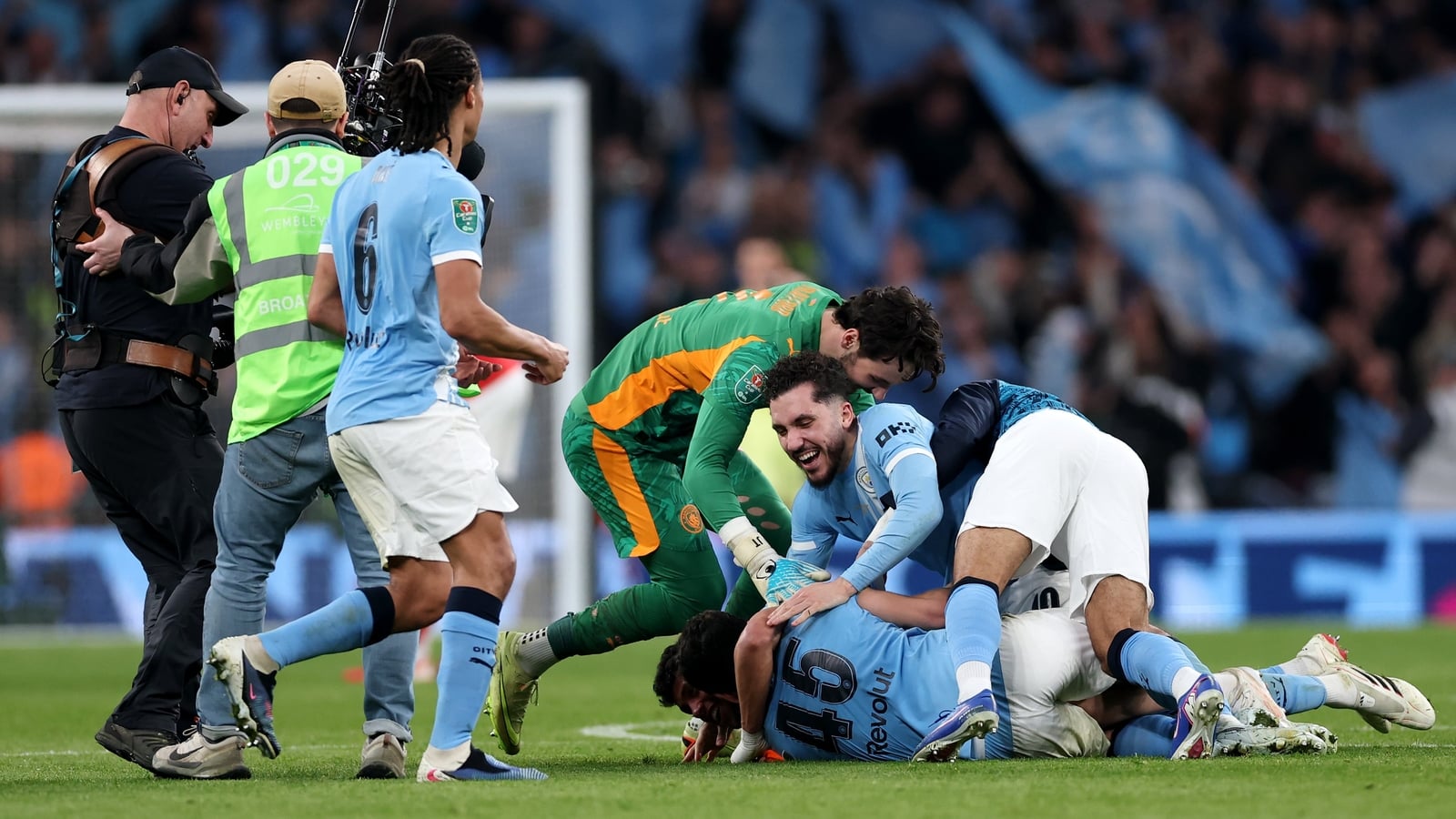 O'Reilly brace sinks Arsenal as City take Carabao crown