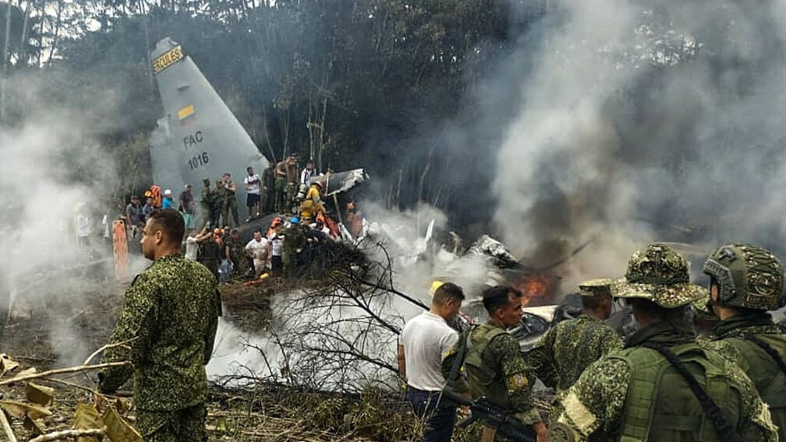 77 hospitalised after military plane crashes in Colombia