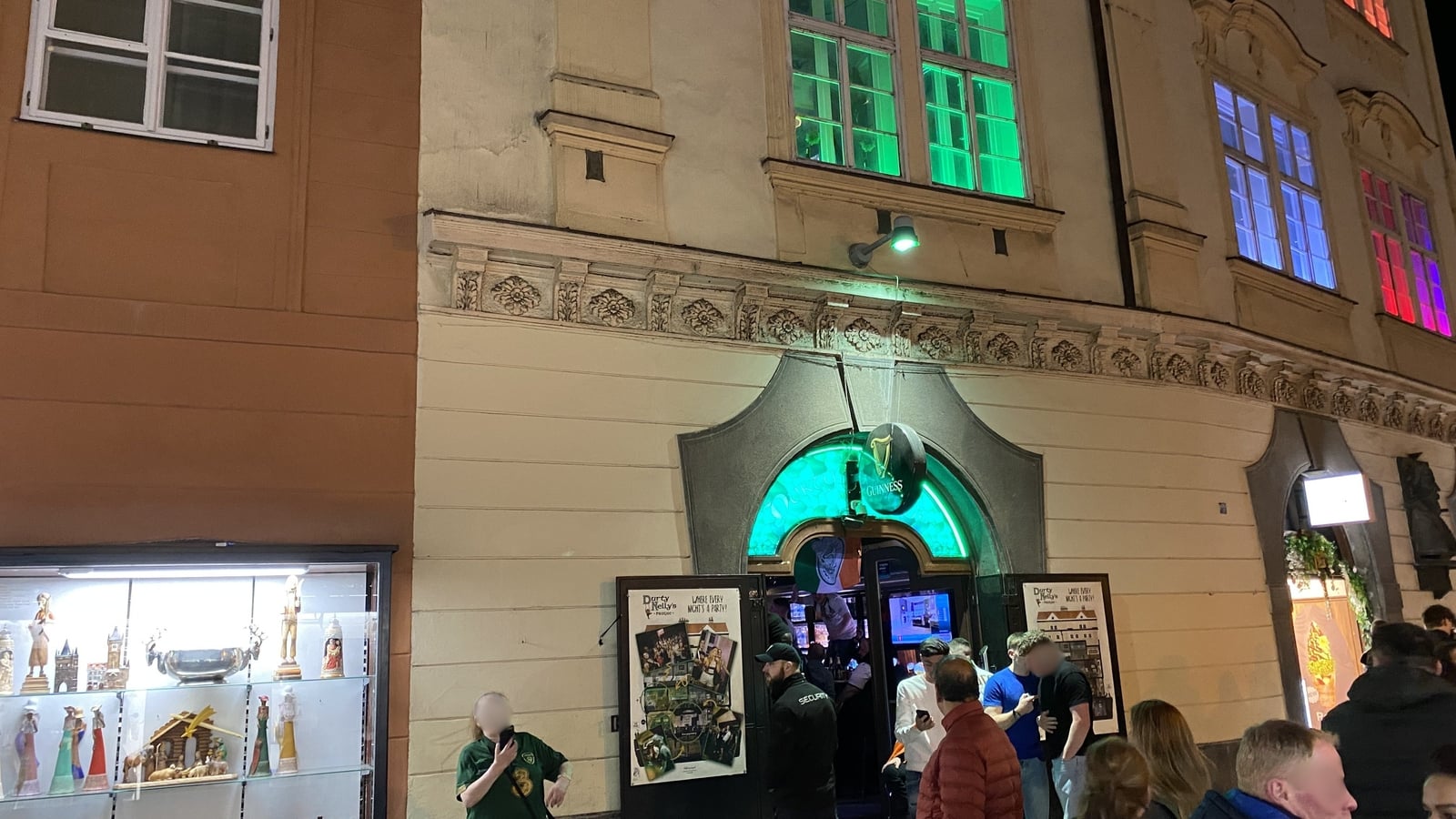 Irish fans aspire among the spires