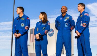 NASA astronauts enter final preparations for Moon mission