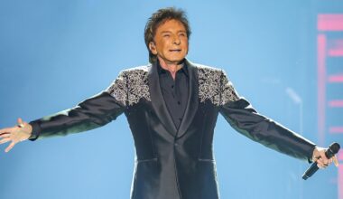 Barry Manilow says he tried to write like Billie Eilish