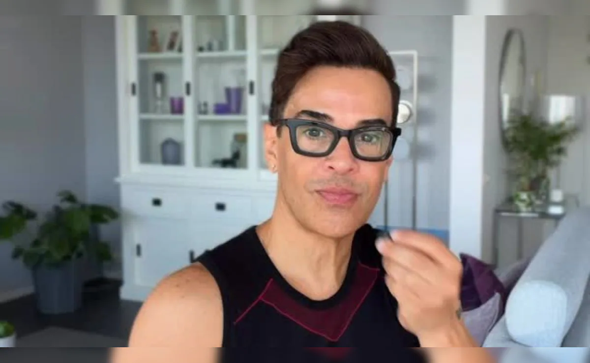 Fitness Influencer Shares 10 Foods Behind His Youthful Skin