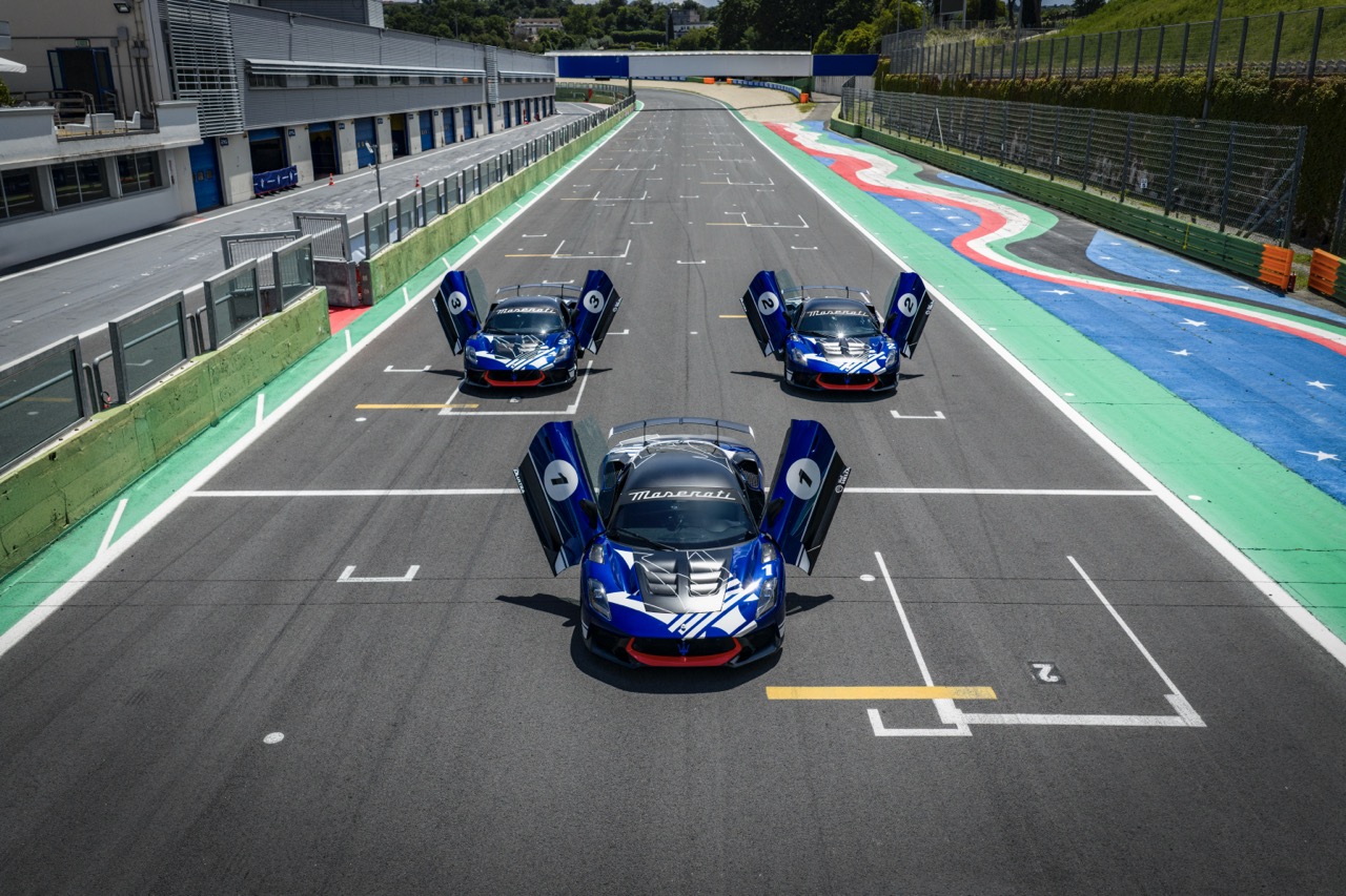 Maserati turns up the heat with expanded 2026 driving experience