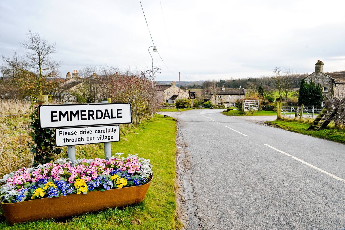 Emmerdale sign at the entrance to village