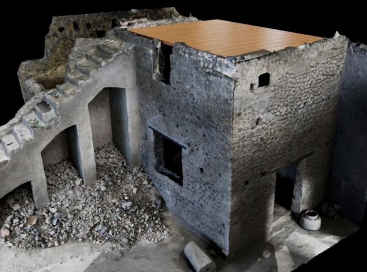 The "digital twin" of the House of Thiasus, with a reconstructed wooden ceiling Archaeological Park of Pompeii