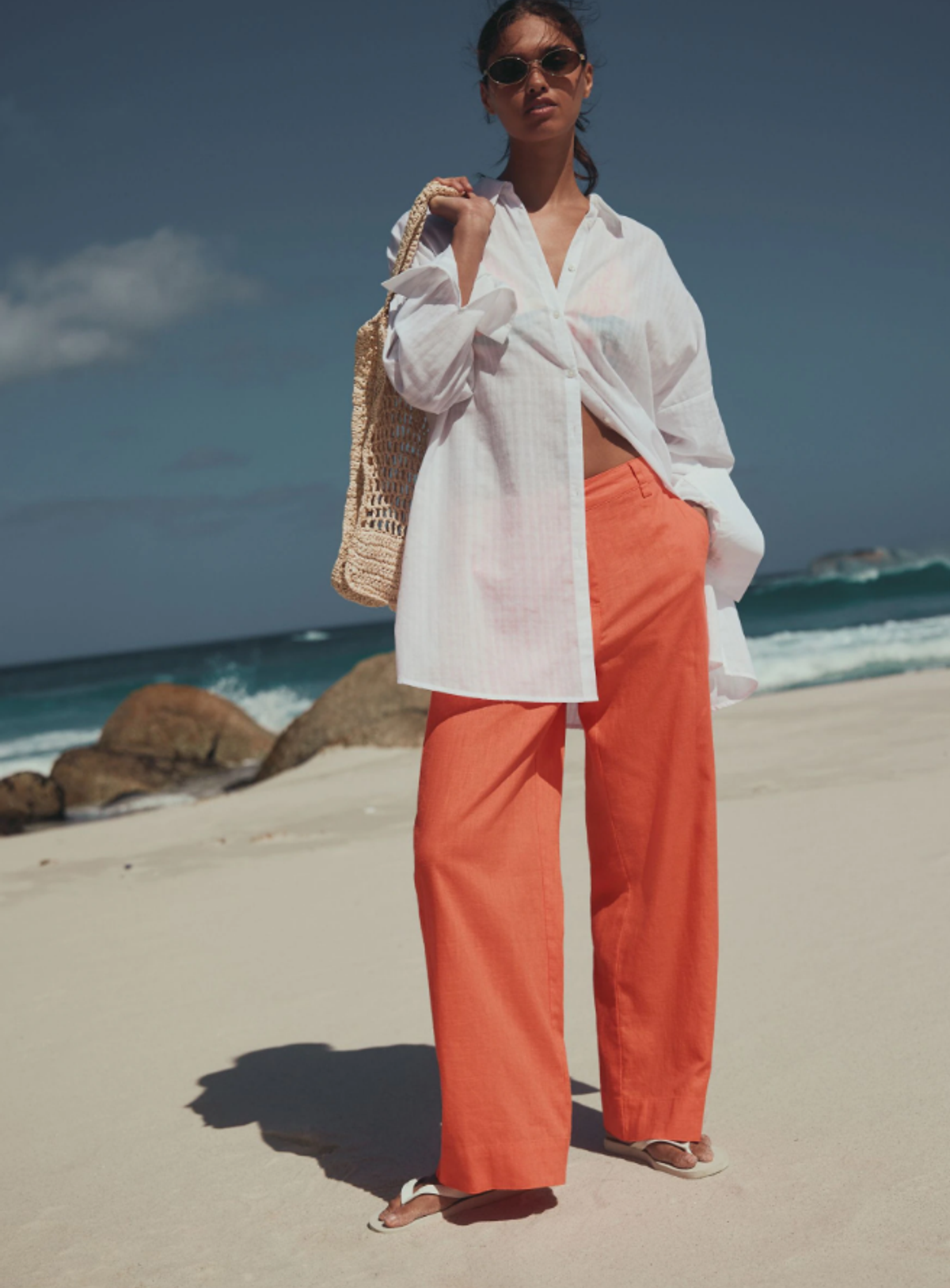 The Smart Front Linen Blend Wide Leg Trousers in Coral Pink 