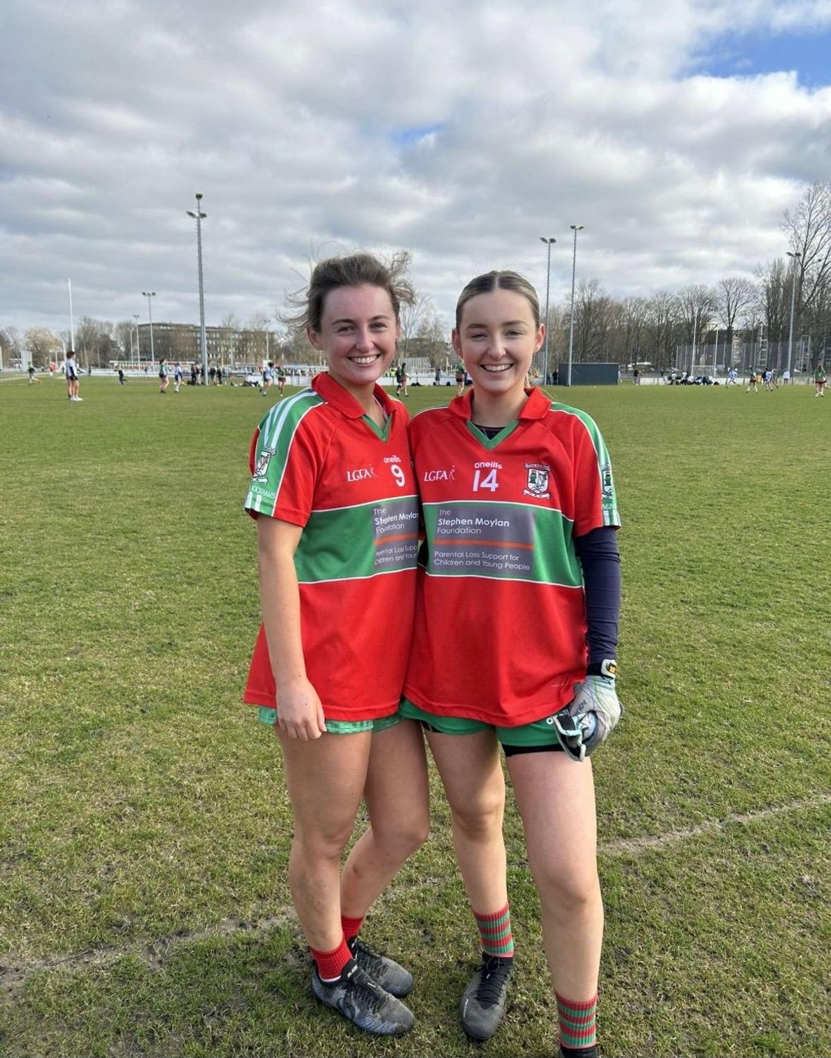Lana and her sister Sadhbh Nolan representing Ballymun Kickhams 