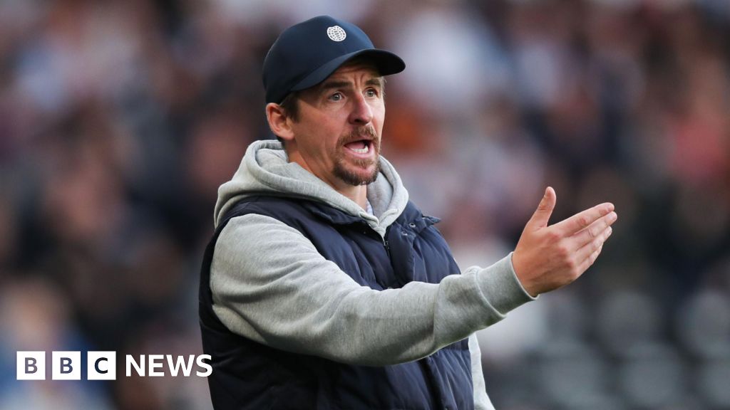 Joey Barton charged after assault near golf club - BBC