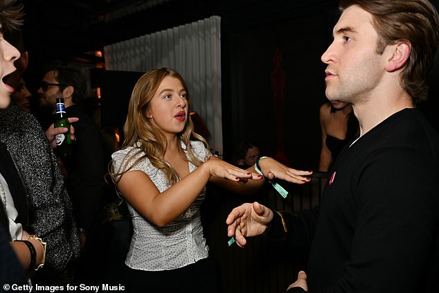 Anaïs, 25, who Noel shares with his ex-wife Meg Mathews , looked in high spirits in a black and white polka dot shirt as she danced up a storm at the bash