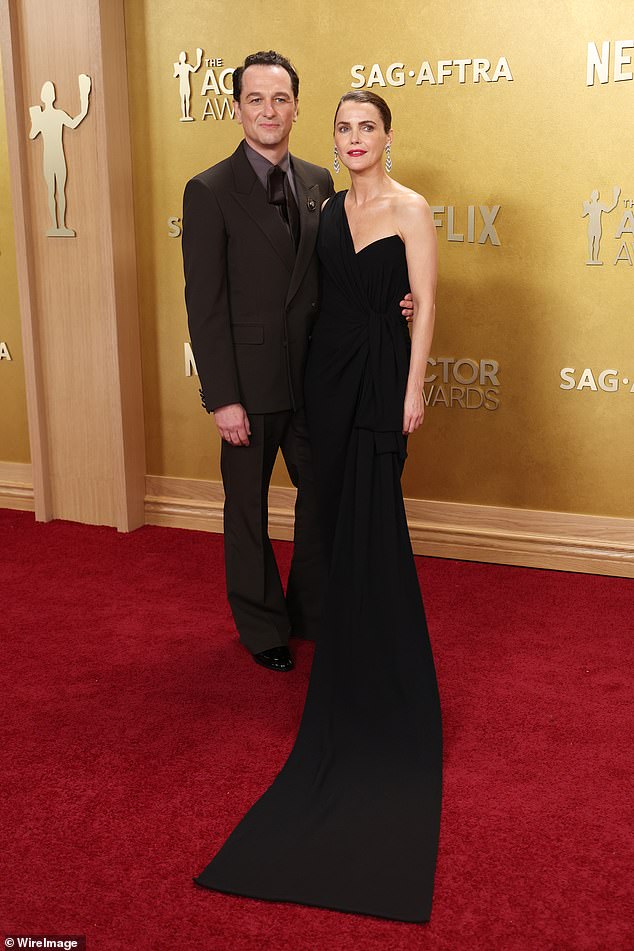 Matthew Rhys and Keri Russell were dressed to impress for the evening