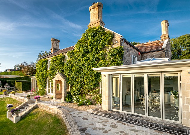Somerset Soul, a stylish four-bedroom farmhouse with a steam room and pool in the Mendips