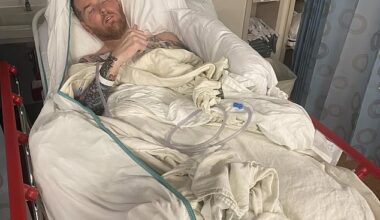 New Found Glory's Chad Gilbert has undergone surgery to remove three brain tumours as he battles adrenal cancer
