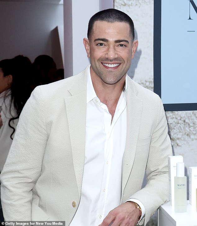 Jesse Metcalfe has revealed he once did Botox - but quickly regretted the experience
