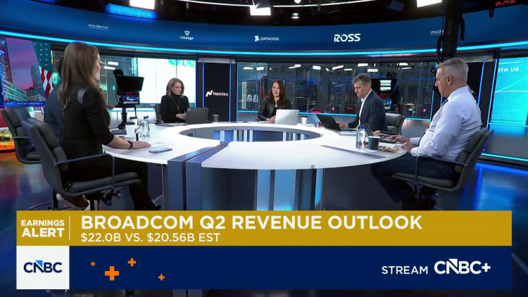 Broadcom CEO: AI revenue from chips could exceed $100 billion in 2027