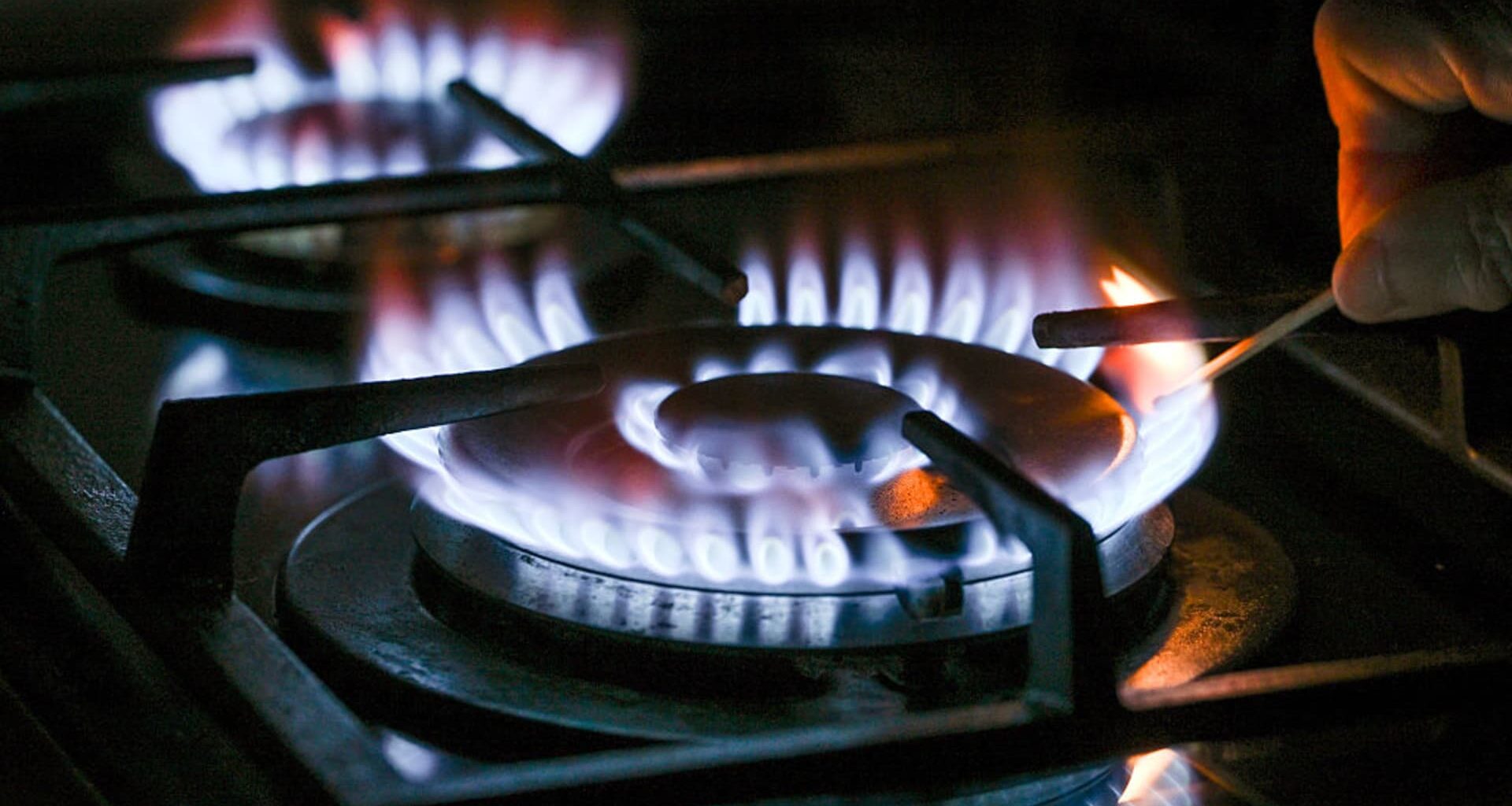 Euro zone inflation smashes through ECB target to 2.5%