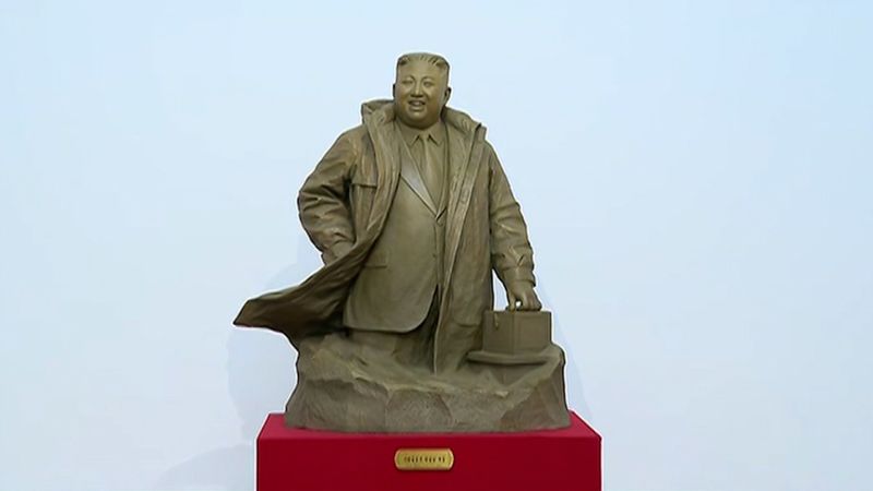 North Korea unveils first-ever seen Kim Jong Un sculpture