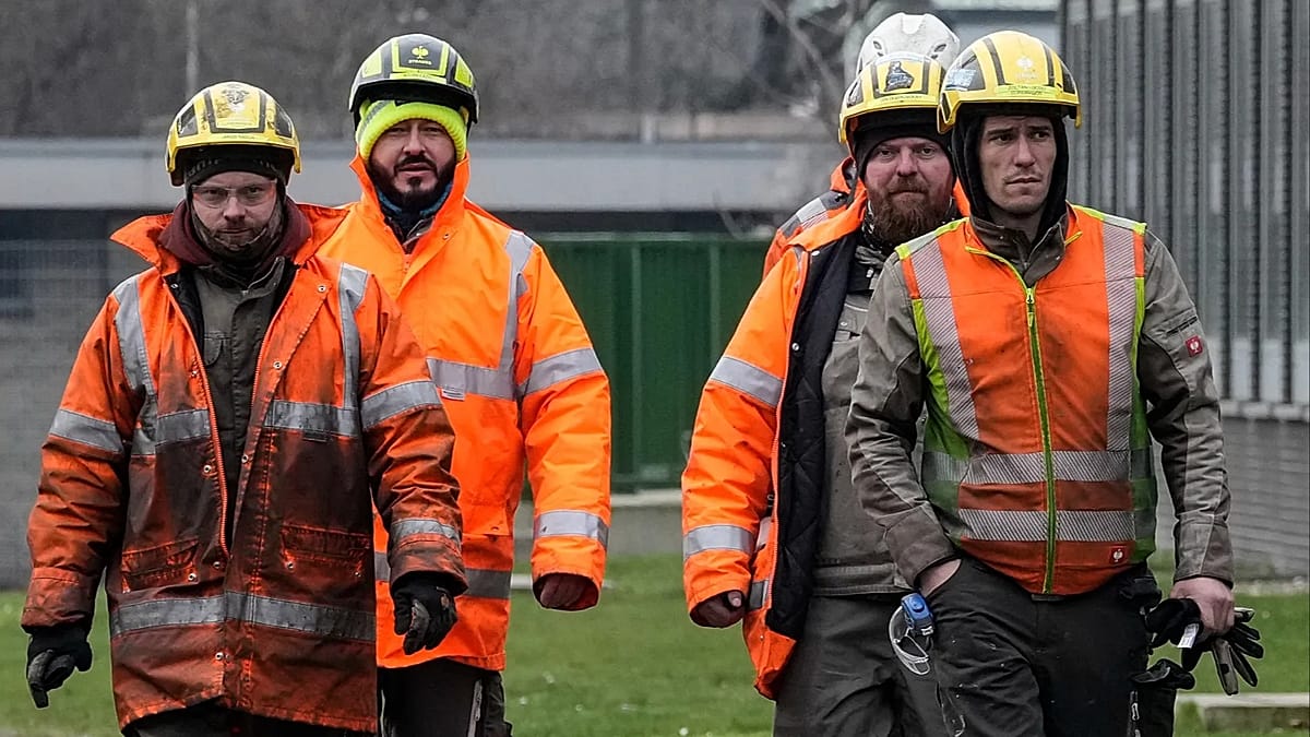 Eurozone unemployment unexpectedly falls to record low