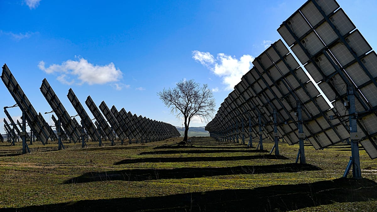 Spain’s renewables revolution likely to keep energy bills low even as gas prices soar