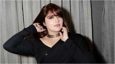 Anjali Anand fires back at troll calling her 'Fat'; "I know I'm fat, you know you're bald!"