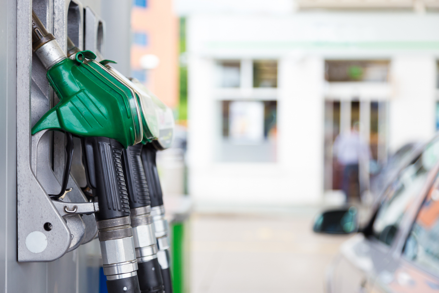 Diesel and petrol prices in Ireland to fall from midnight