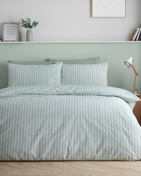 Catherine Lansfield Epping Textured Stripe Reversible Polycotton Duvet Cover   Pillowcase Set