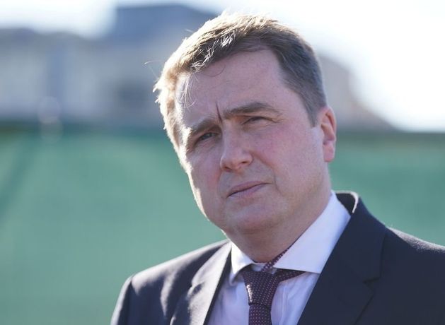 ‘I won’t stand for it’ – Housing Minister vows to investigate as 36 homes in Wexford estate issued with eviction notices