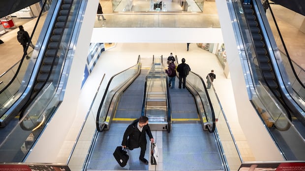 Quebec will soon allow retail stores to close late on weekends, but some remain skeptical