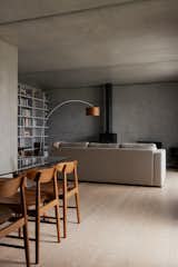 The rice-husk composite panels have a cementlike texture that lend itself to Summary’s minimalist style.