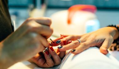 Judge approves salon’s €15k offer to schoolgirl whose fingers reacted badly to acrylic nails