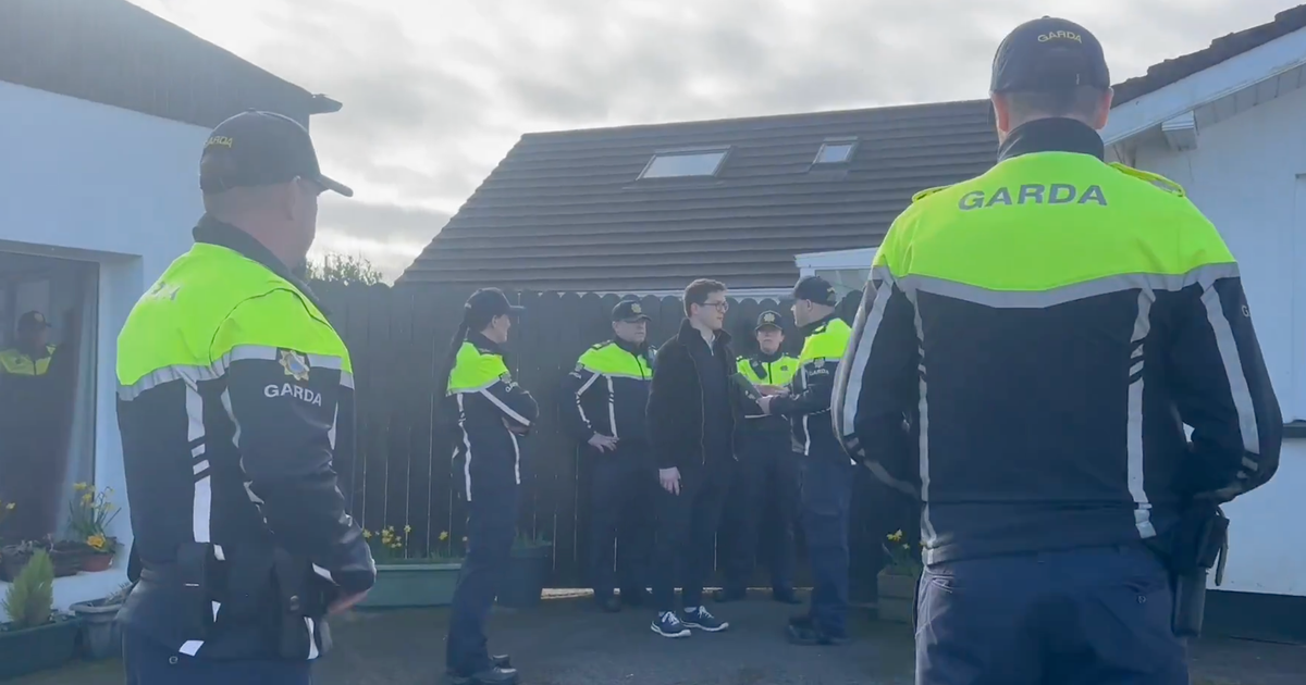 Major update as garda vans descend on Enoch Burke family home