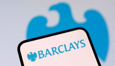 Image for As war spreads, airline pilots contend with drones, missiles - and stress